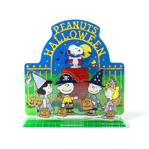 PINTRILL - Peanuts Halloween Gang Standee - Main Image